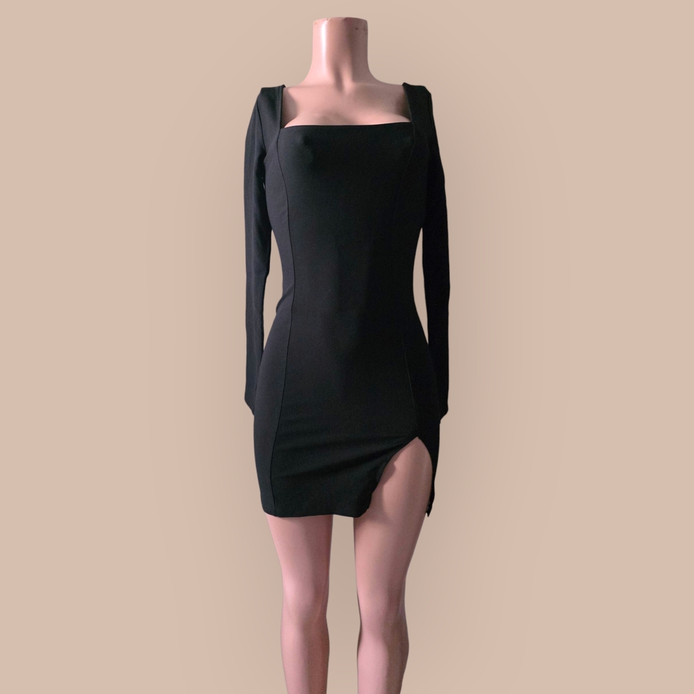Elegant Black Long Sleeve Dress